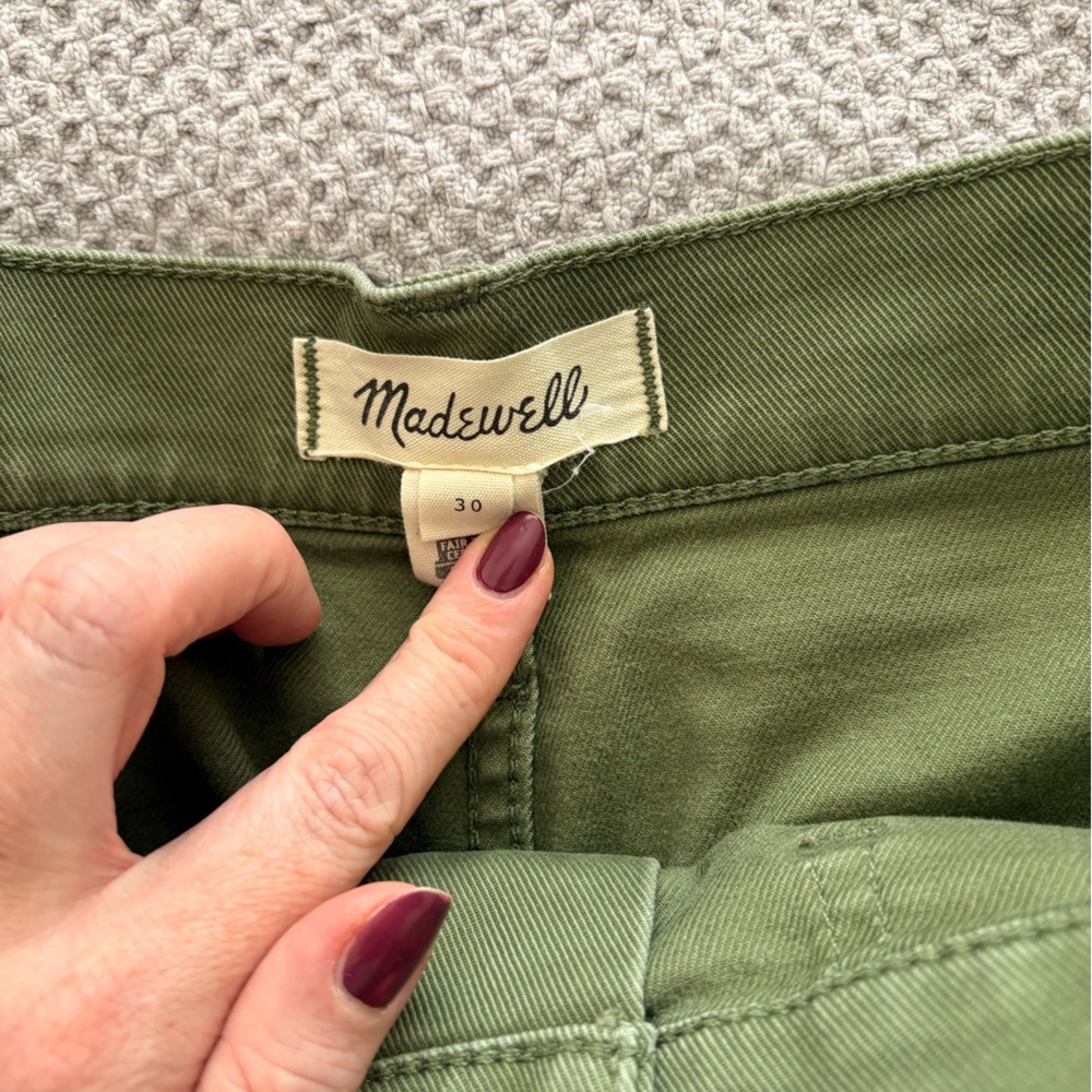 Madewell Olive Patch Pocket Shorts - Picture 8 of 9